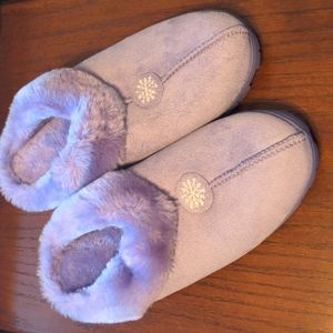 Vintage Women's Lavender Medium (7-8) Slip On Slippers